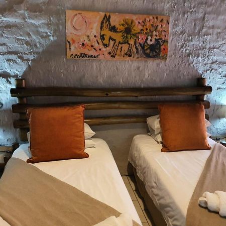 Bains Lodge Bloemfontein Esterno foto